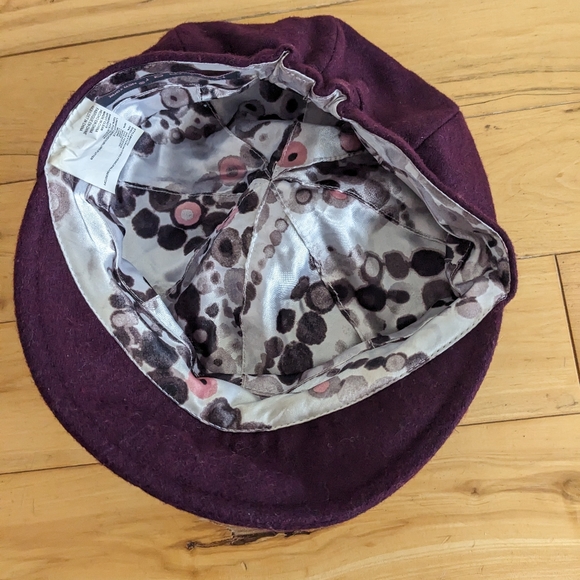 Vintage Adele Wool Blend Newsboy Cap with Bow. Super Cute! - Picture 2 of 3